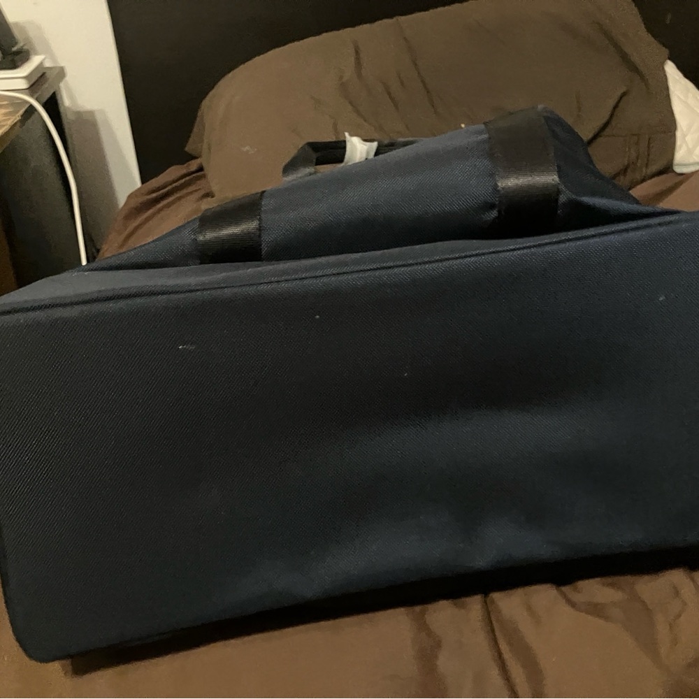 tumi men’s tote  black